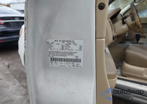 2009 Ford Escape Xlt из США, поврежденный, VIN 1FMCU93G19KB54261